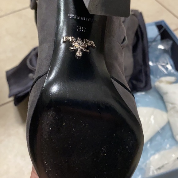 Prada peep toe booties, worn twice. Size 36. - Picture 3 of 3